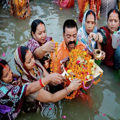 Chala Ho Sajanva Chhath Ghate