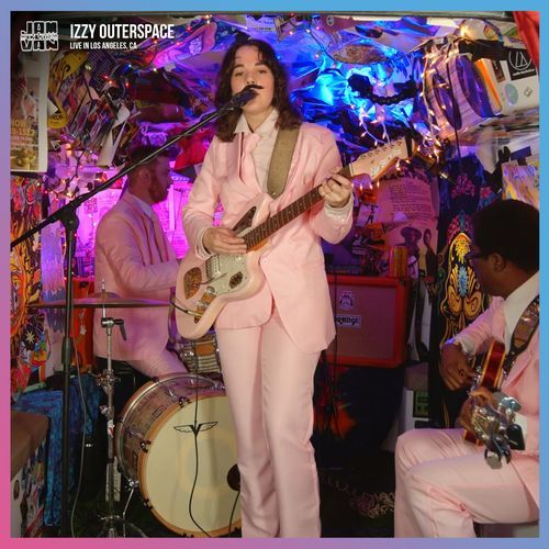 Izzy Outerspace - Jam in the Van (Live Session, Los Angeles, CA)