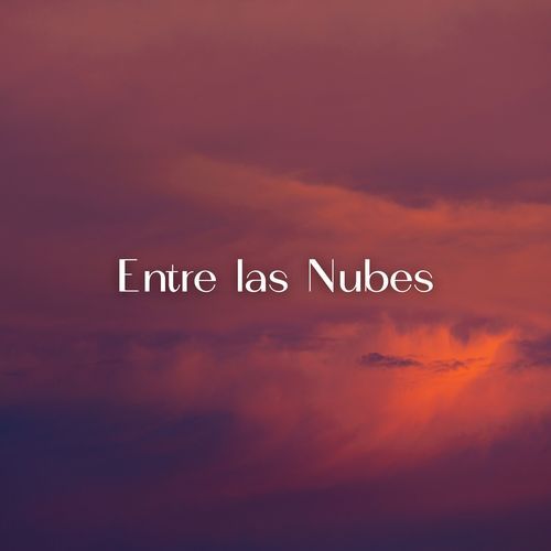 Presencia Iluminada Entre las Nubes