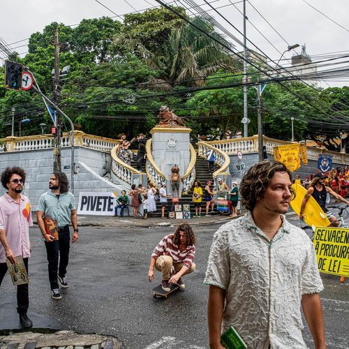 Eu Não Moro Mais Aqui