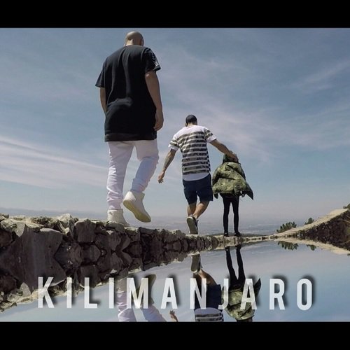 Kilimanjaro ( con Kebin Solera y Beny Guevara) )