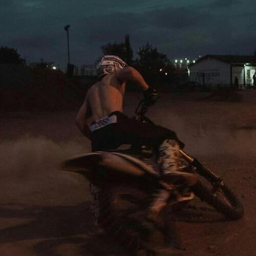 FERRARI HORSES (D&B SPED UP)