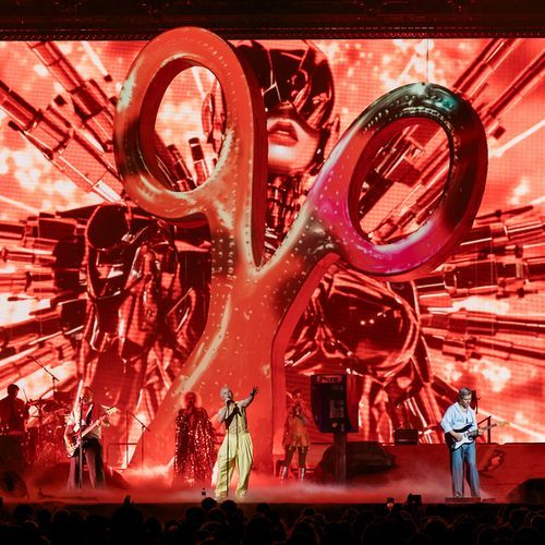 Invisible Light (Live from The O2, London)