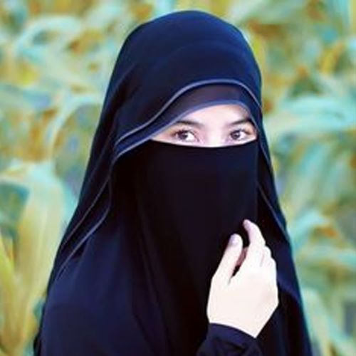 Aye Behno Parda Karo