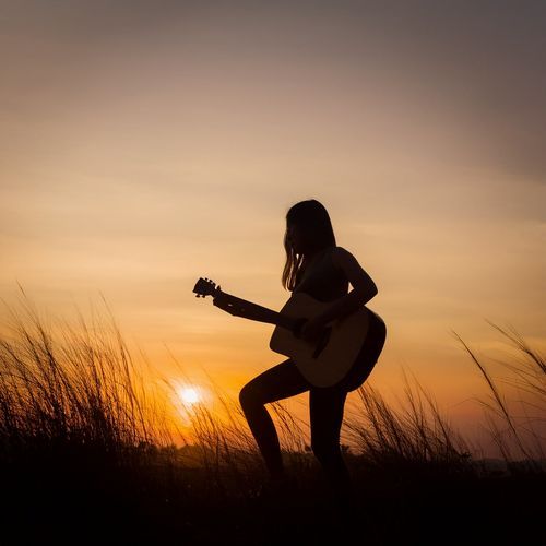 Música De Guitarra Para La Calma: Rasgueos Suaves Para Tiempos De Descanso