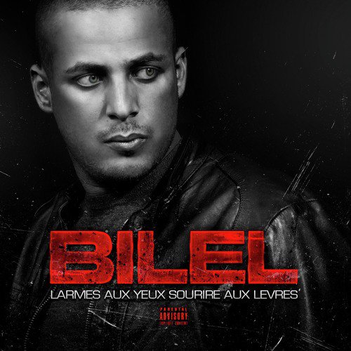 Larmes aux yeux sourire aux lèvres