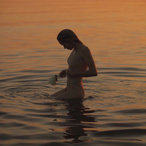 Не тонуть, а плыть