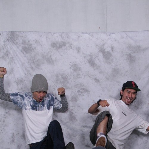 Sleding Lew!
