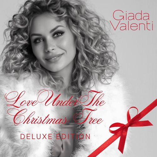 Love Under The Christmas Tree (Deluxe Edition)_poster_image