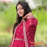 उड़ती डट र काली चुन्नी मुंडो देख दुनिया