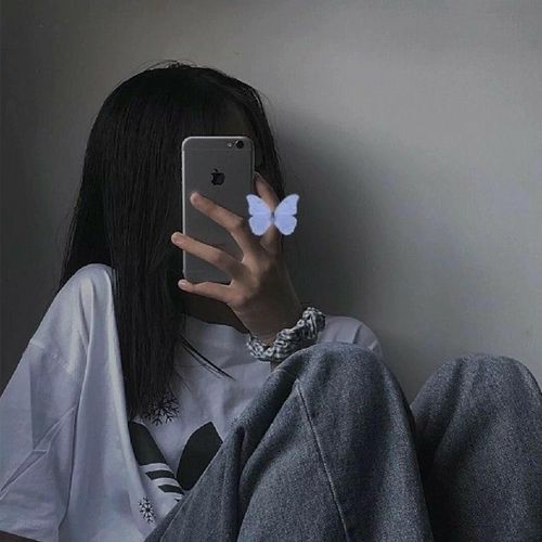 Talking To The Moon (sped up + reverb)