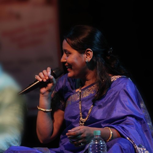 Devotional Song - Chalo Jaye Maiyya Ke Dwar