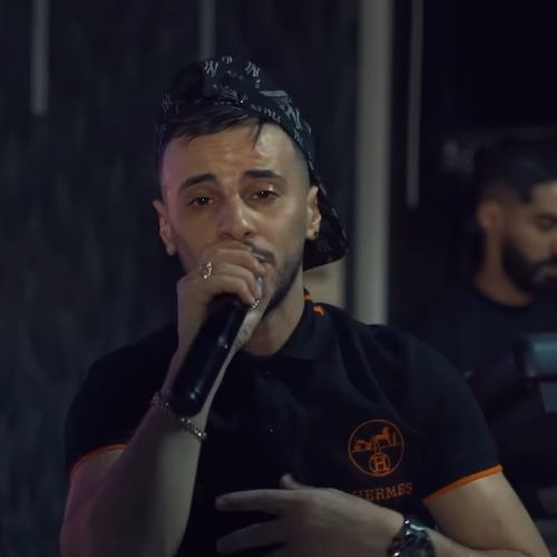 منضربوش في الظهر