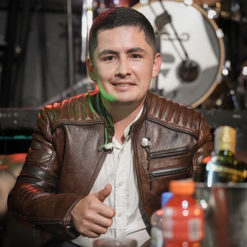 Que Dia es Hoy (En vivo)