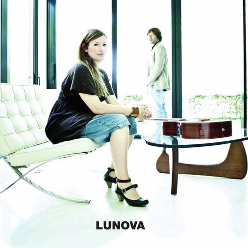 Lunova