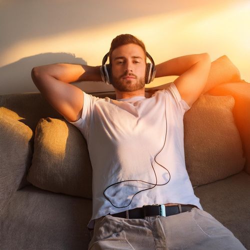 Interludio Tranquilo: Paisajes Sonoros Relajantes