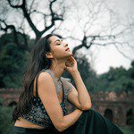 Kuchh Hum Mein Aisi Baaten Hai