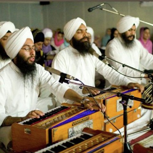 Aukhi Ghari Na Dekhan Dehi (Live in Toronto, 2007)