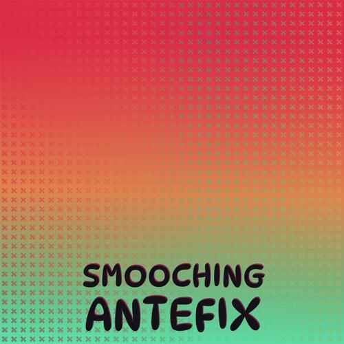 Smooching Antefix