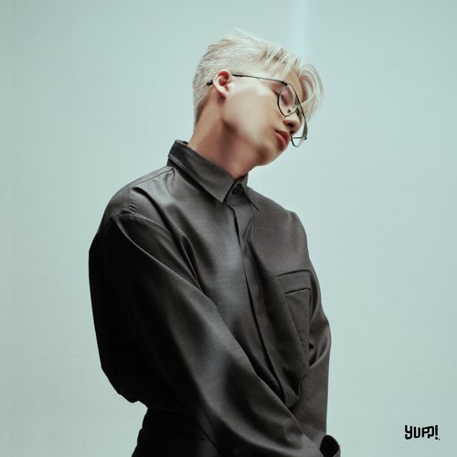 ประกายฟ้า (Sparkles) Lyrics 3.45 x 4.9 x 2.55 Only on JioSaavn