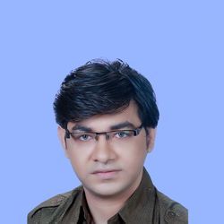 KHAMOSHI BHI KABHI BAAT KARTIHAE CHUPKESE