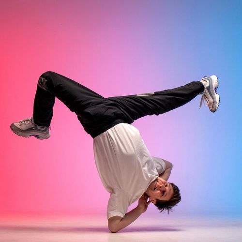 Sleepy Beats: Relaxing Hip Hop Night Tunes