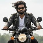 Vaanam Ninrathu