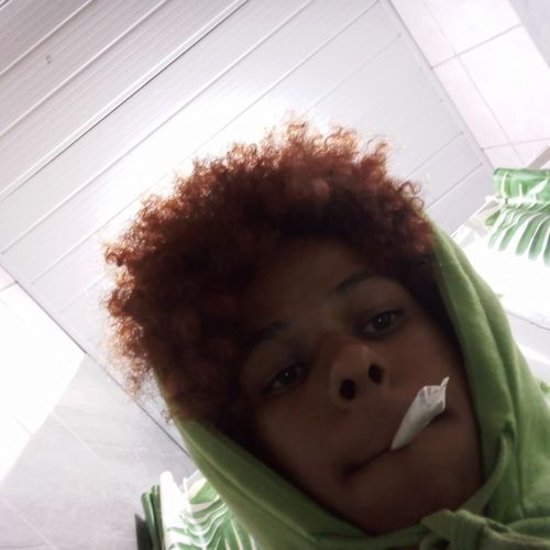 Dei um salve e ela nem pa cover art