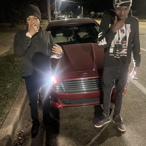 762 N 556 cover art