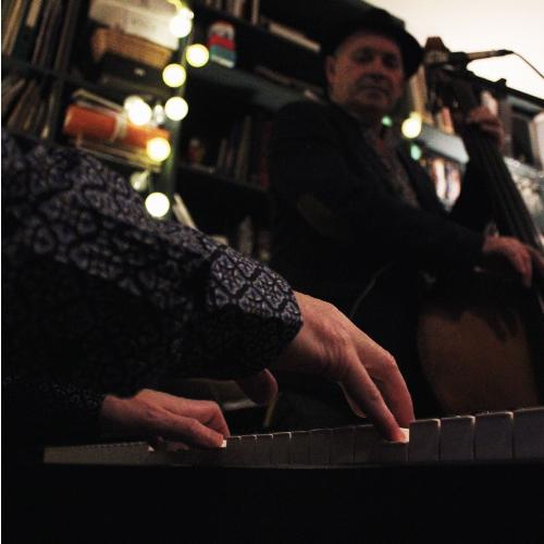 Arromanches (Live) cover art