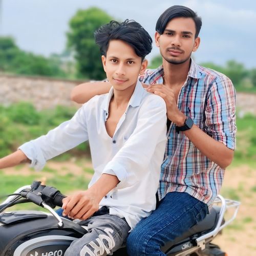 Dur Jar Badal Gi Bhayeli