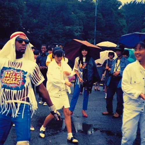 Kissy face, kissy face