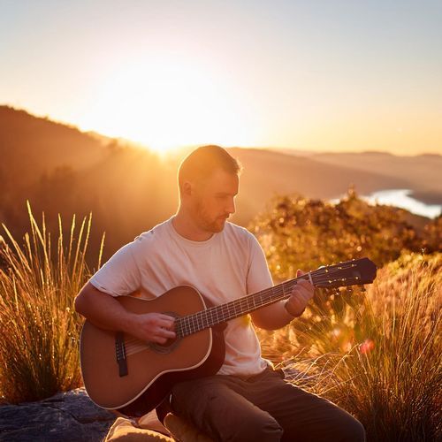 Trastes De Guitarras En Llamas cover art