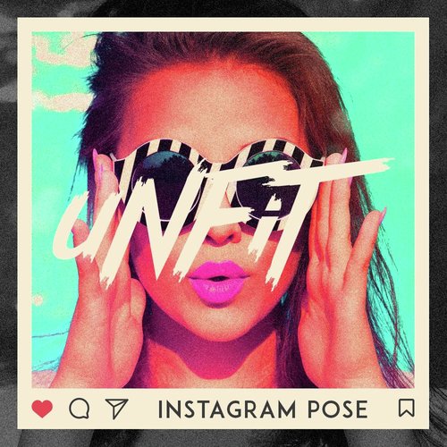 Instagram Pose