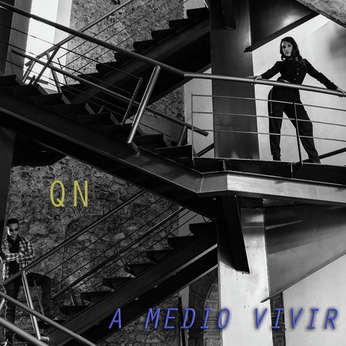 A Medio Vivir (En Vivo)_poster_image