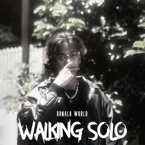 WALKING SOLO