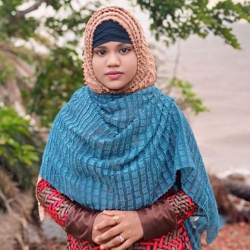 Arosh Malik Je Allah