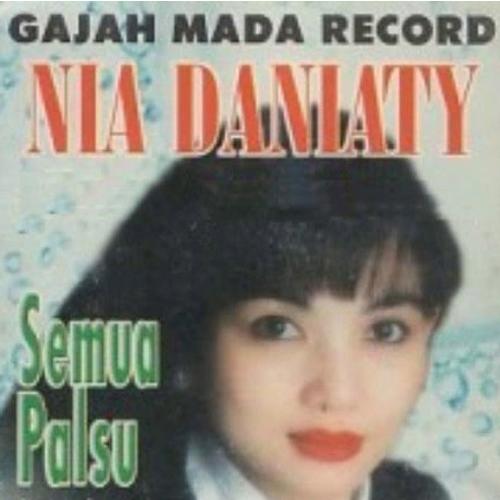 Antara Hujan Dan Cinta