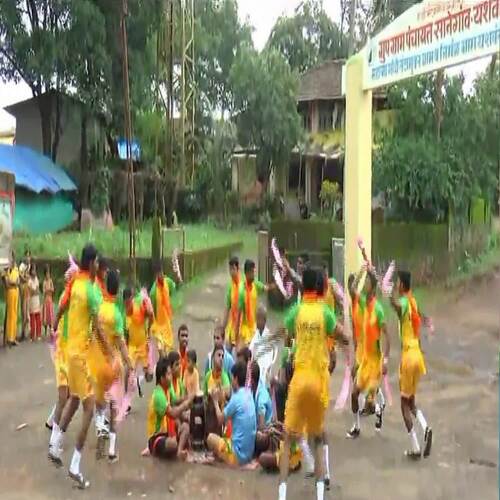 Yashwantkhar Gav He Aamch