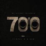 700