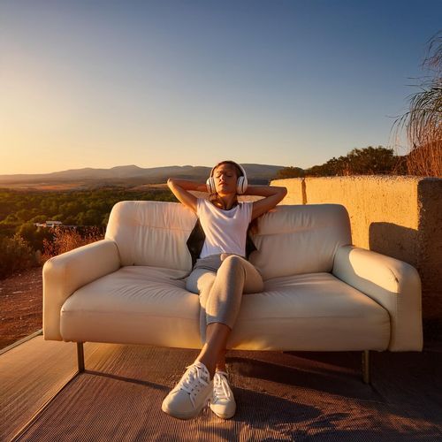 Música Para Horas Silenciosas: Melodías Relajantes