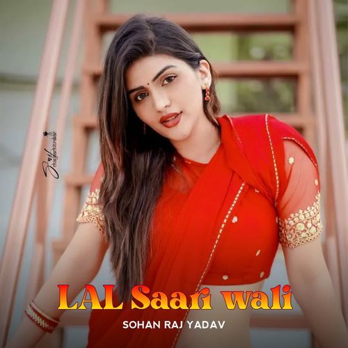 LAL SAARI WALI