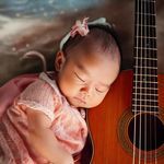 Dreamy Baby Guitar