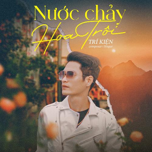 Nước Chảy Hoa Trôi