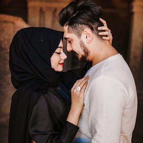 Hazar Baatein Kahe Zamana