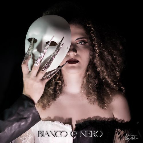 Bianco E Nero cover art