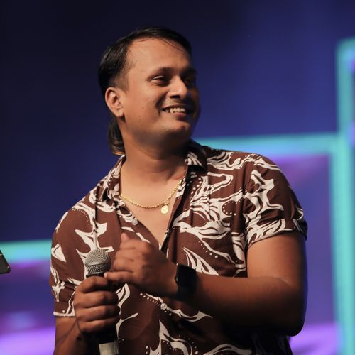 Aararo Paadidunu