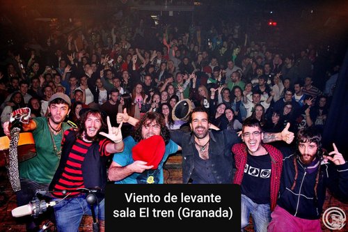Mundo Utopía (Live) cover art