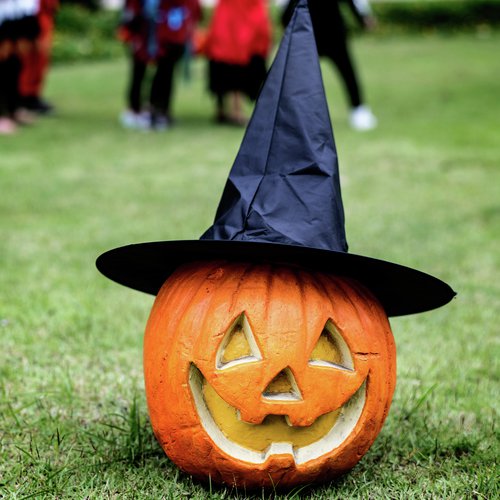 Halloween Horrorshow cover art