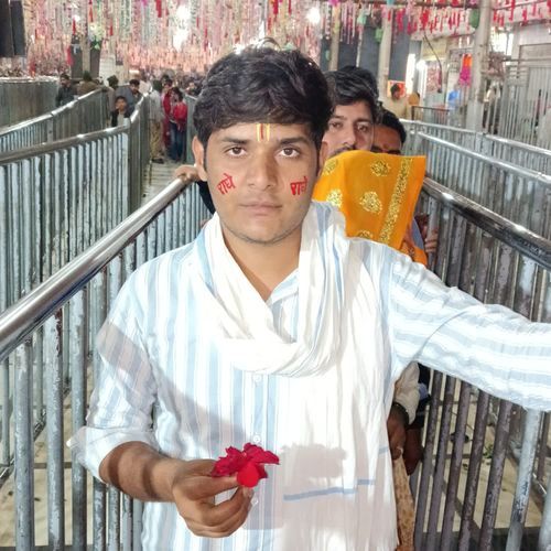 हाई फाई बिजनेस चाल म